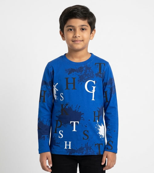 Riwajtees kids abstract letter splash print long sleeve T-shirt in Royal Blue, front view on child model